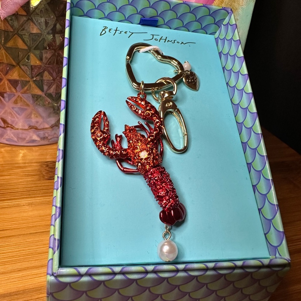 Betsey Johnson Red Lobster Bag Charm/Key Chain 🦞 - Picture 11 of 12